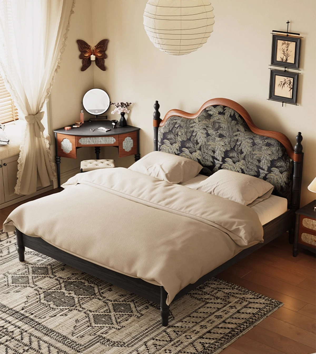 

Solid wood master bedroom 1.8m double upholstered bed petal black bed