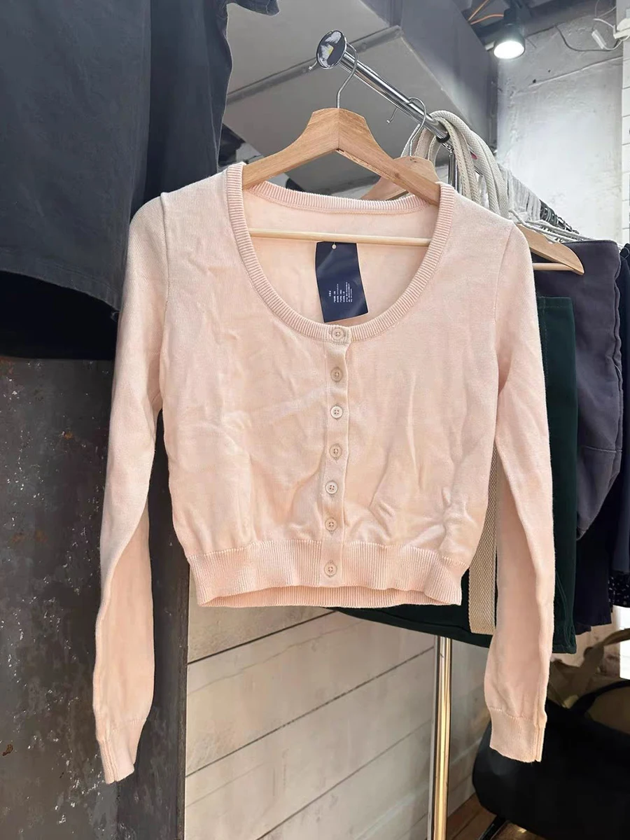 

Милый розовый укороченный свитер, кардиган, женский осенний однобортный хлопковый трикотаж с круглым вырезом и длинными рукавами, повседневные милые тонкие укороченные топы