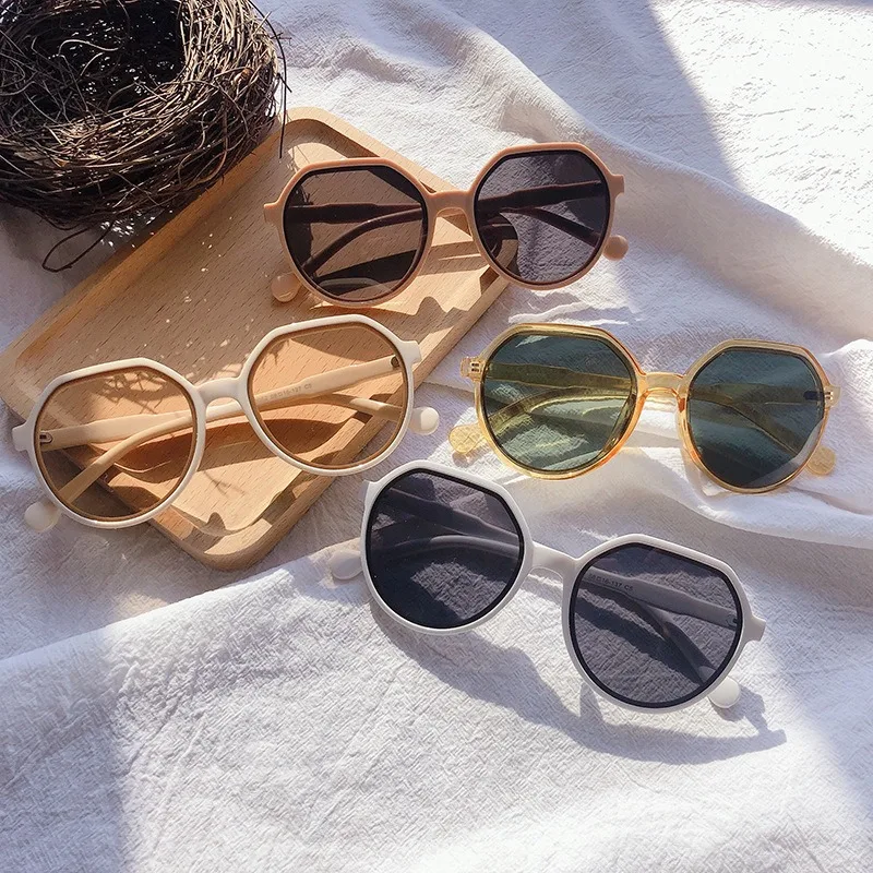 

Fashion New Round Frame Sunglasses Small Frame Retro Ins Tawny Glasses Milk White Sunglasses for Women