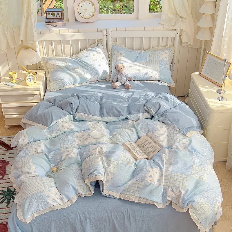 

Пододеяльник с принтованным кружевом для студенческого общежития, приятный для кожи и комфортный, без простыней и наволочек.