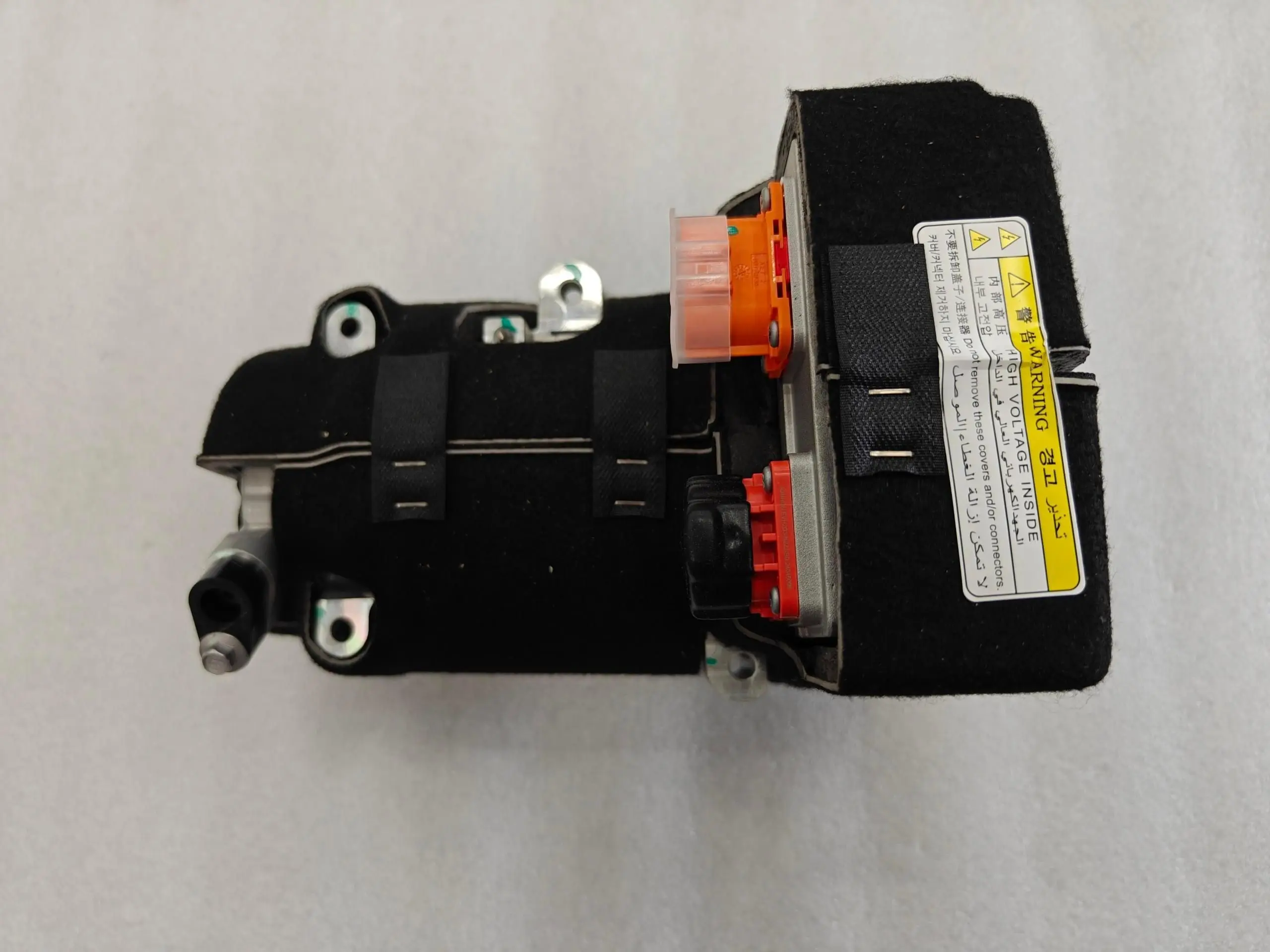 New BYD Seal 06GT 12V Electric Compressor Assembly UXEA-8103020Z High Voltage A/C Hybrid Compressor with 6 Months Warranty
