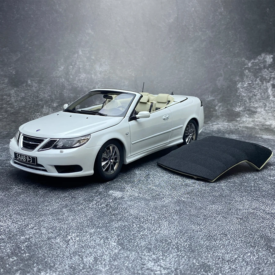 1/18 SAAB 9-3 Sport car Metal car model Static display Holiday gift Collection Classic old car collection