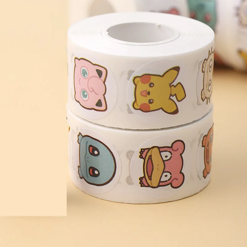 500 Stück Cartoon-Aufkleber auf Rolle, Kawaii Anime Pikachu Charizard, runde Siegel, DIY Laptop-Aufkleber, Belohnungs-Spielzeug, Geschenk – Detail 4