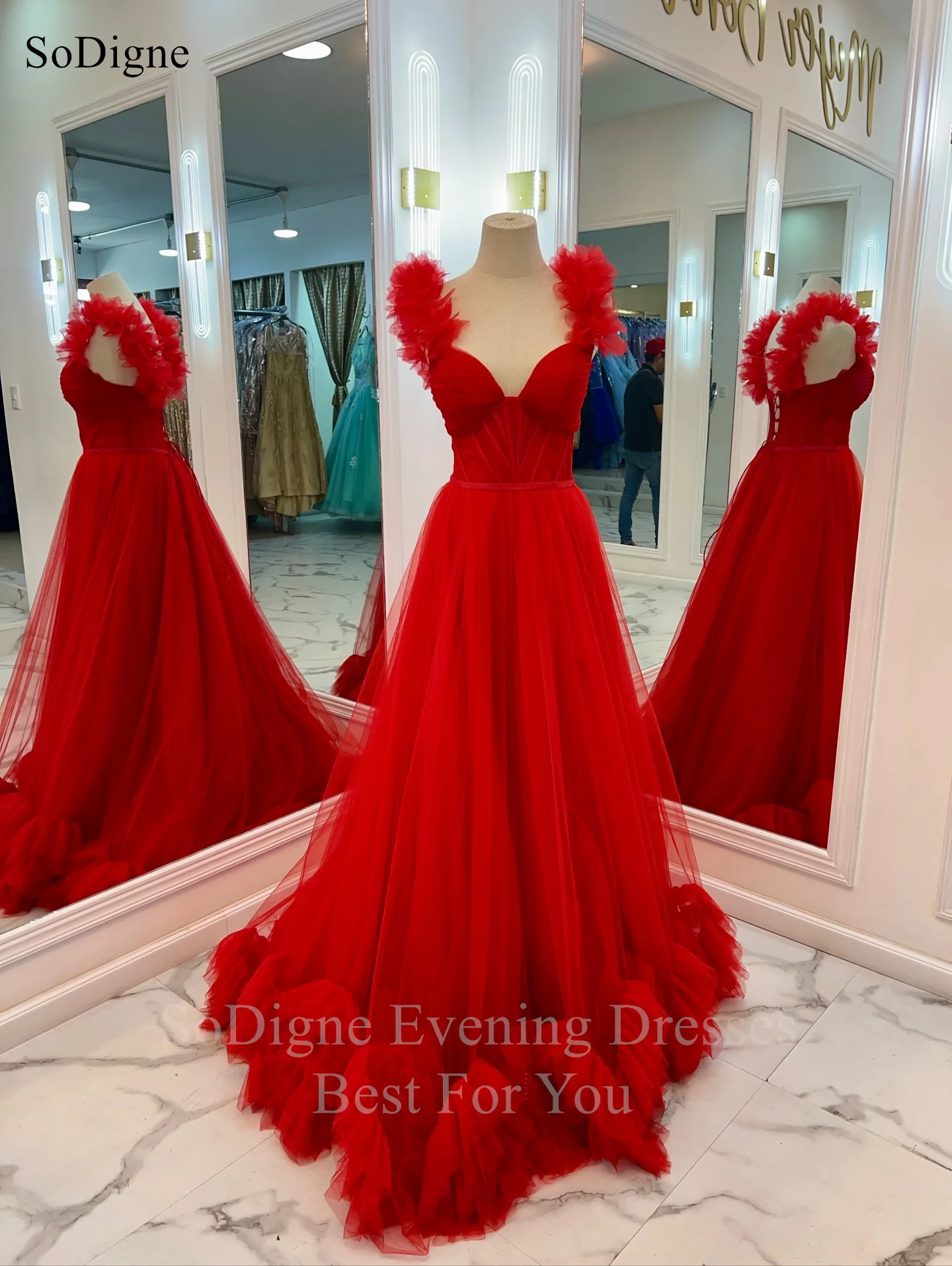 SoDigne Elegante Rode Tule A-lijn Avondjurken Ruglooze Mouwloze Feestjurk Ruches Vloerlengte Galajurken Op Maat