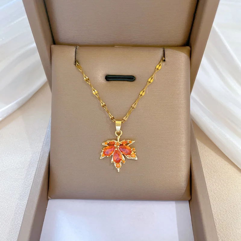 Fashion Romantic Acacia Cute Red Maple Leaf Necklace Korean Girly Temperament Versatile Green Clavicle Chain Gift