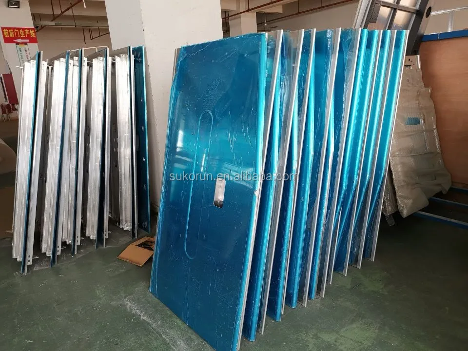 مجموعات أبواب كابينة الحافلة المعدنية المصنوعة من الألومنيوم المخصصة/باب كابينة ألومنيوم للمدرب