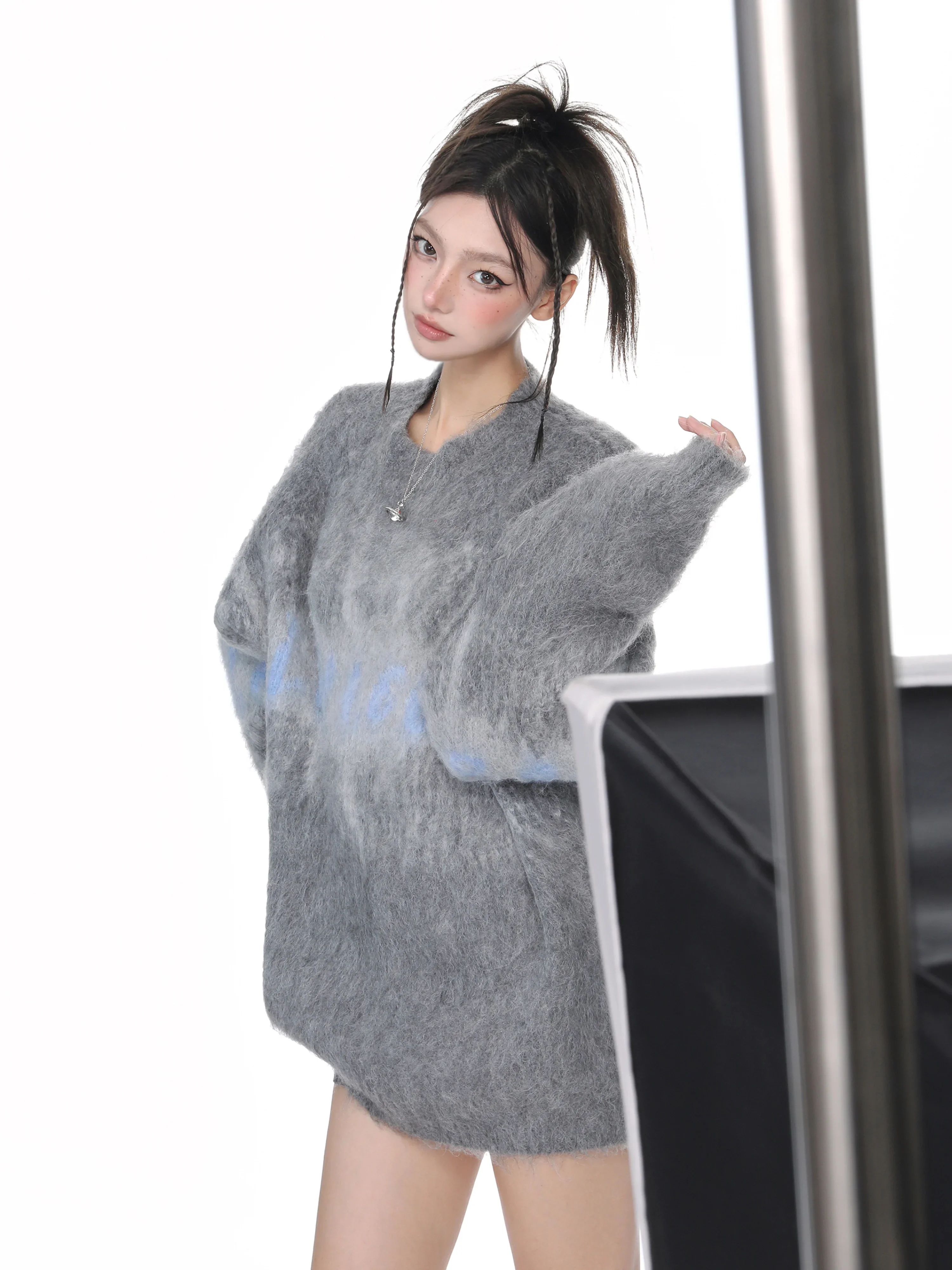 Pullover crew neck sweater gray women's American retro gradual change color top thickened warm autumn winter knitted versatile