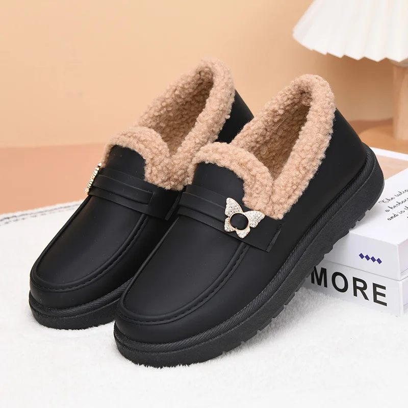 Nieuwe katoenen schoenen vrouwen winter met fleeces slip-on kan zachte zolen antislip platform laarzen zapatos de mujer sneakers vrouwen dragen