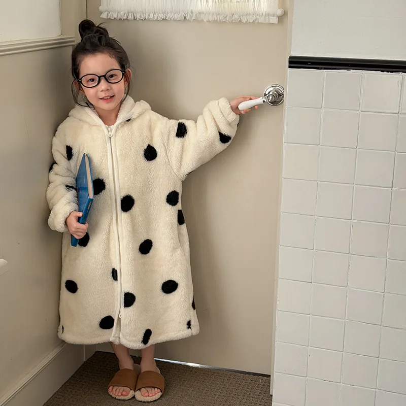 Kids Cute Hooded Bathrobe Double‑Sided Coral Fleece Dotted Warm Pajamas Loungewear Home Wear for Boys and Girls