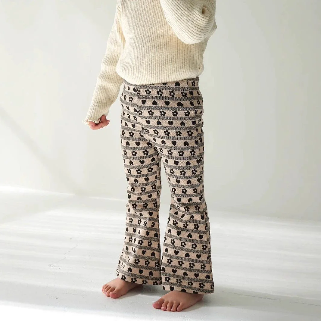 Mädchenhosen Frühling 2026 Neue Kinder-Leggings mit Liebes-Print, vielseitige Freizeithosen für Kinder – Detail 1