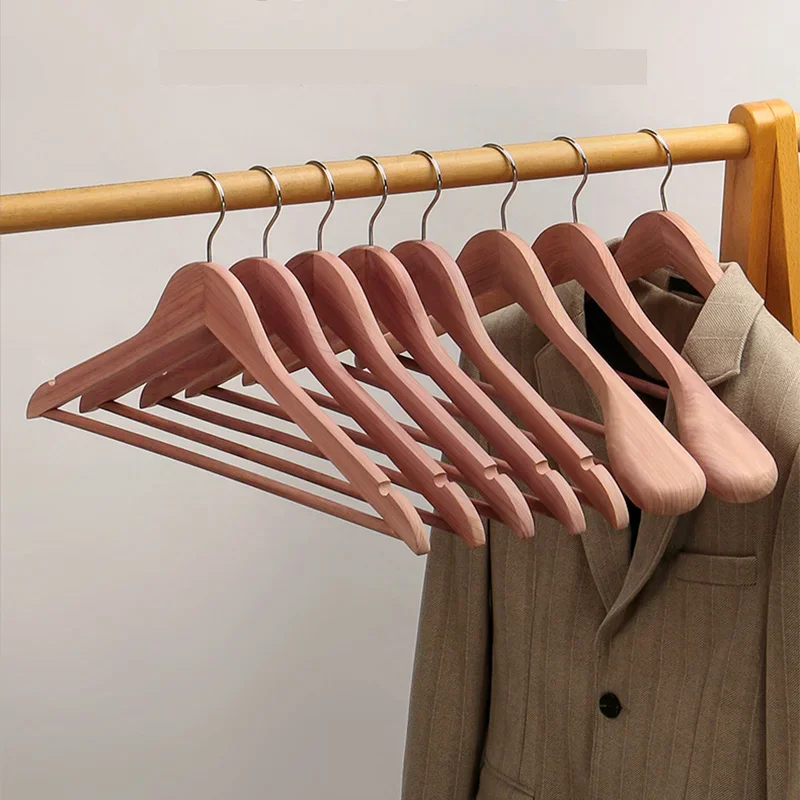 5.5CM Wide Shoulder Cedar Hangers,Smooth Finish Cedar Wood Hanger with Swivel Hook for Suit Coat,Luxury Durable Jacket Organizer