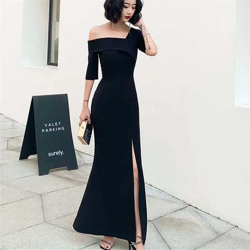 Solid Color Dress Women's One-shoulder Five-point Sleeve Slit Long Fishtail Skirt Temperament Simple Female Clothing M082