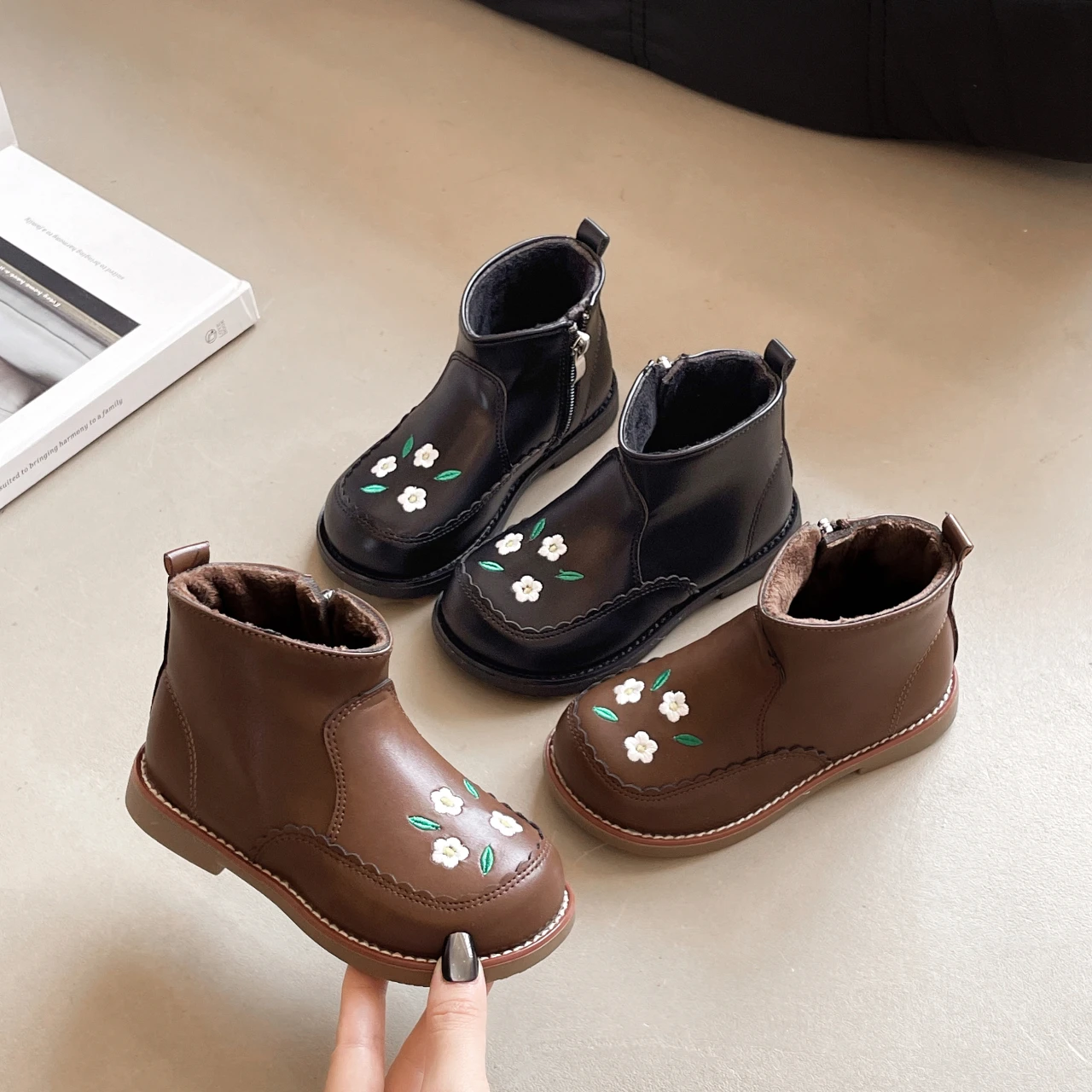 

Детские ботильоны, осень-зима 2024, новые удобные нескользящие теплые ботинки принцессы для девочек, модные детские ботинки из искусственной кожи