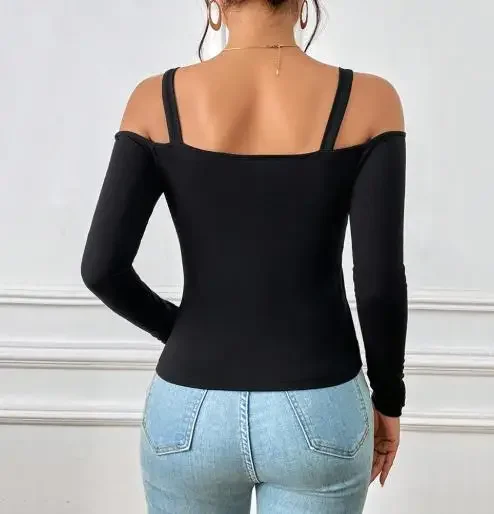 

2026 Spring Women Tee Temperament Daily Clothing New Fashion Women's Metal Hook Long Sleeve Threaded Knitted Black Slimming Top
