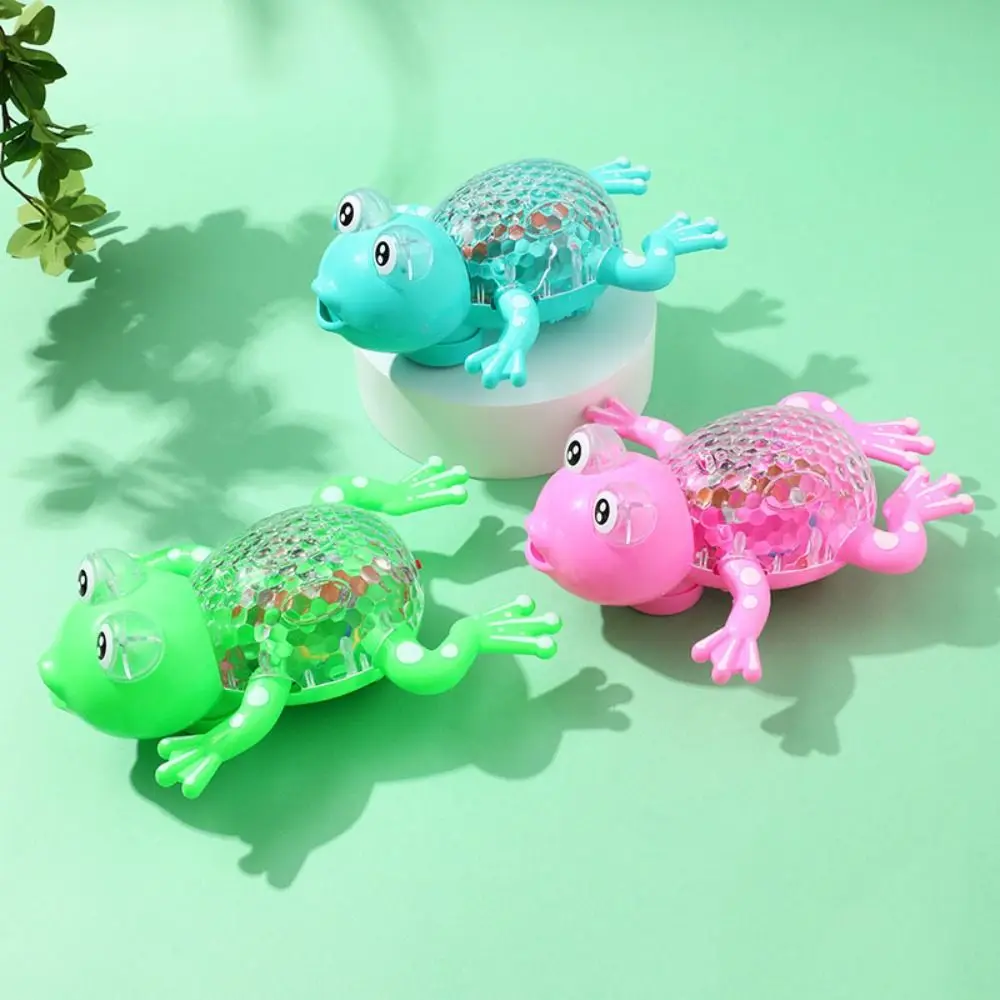 Corda de tração elétrica Crawling Little Frog Brinquedos, emissor de luz com música, boneca elétrica dos desenhos animados, plástico