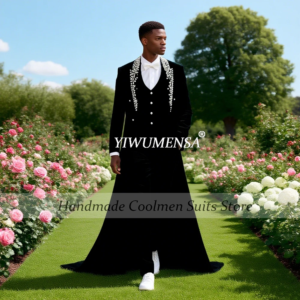 

Crystals Beaded Velvet Suits Men For Wedding Luxury Single Breasted Prom Blazers Long Train Customized Groom Tuxedos Male Dress