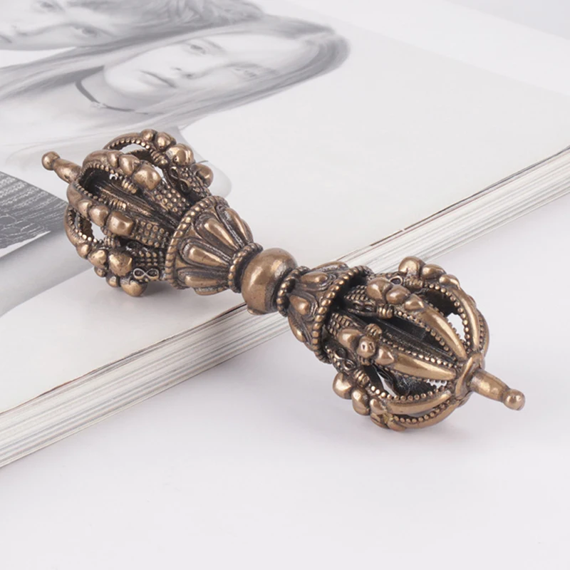 Vintage Copper Vajra Pestle Feng Shui Ornament Religious Collection Buddha Instrument Home Decorations Antique Brass Desk Decor