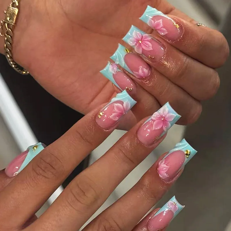 24pcs Flower Full Cover Nail Short Square Fake Nails Art Blue White Gradient French False Nail Starfish Pearl Press on Nails Set
