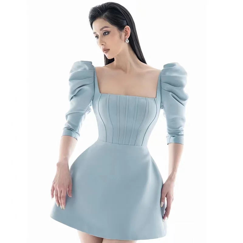 

High-definition temperament, stiff and smooth fabric, three-dimensional large puff sleeves, one word tube top, chest pad, waist