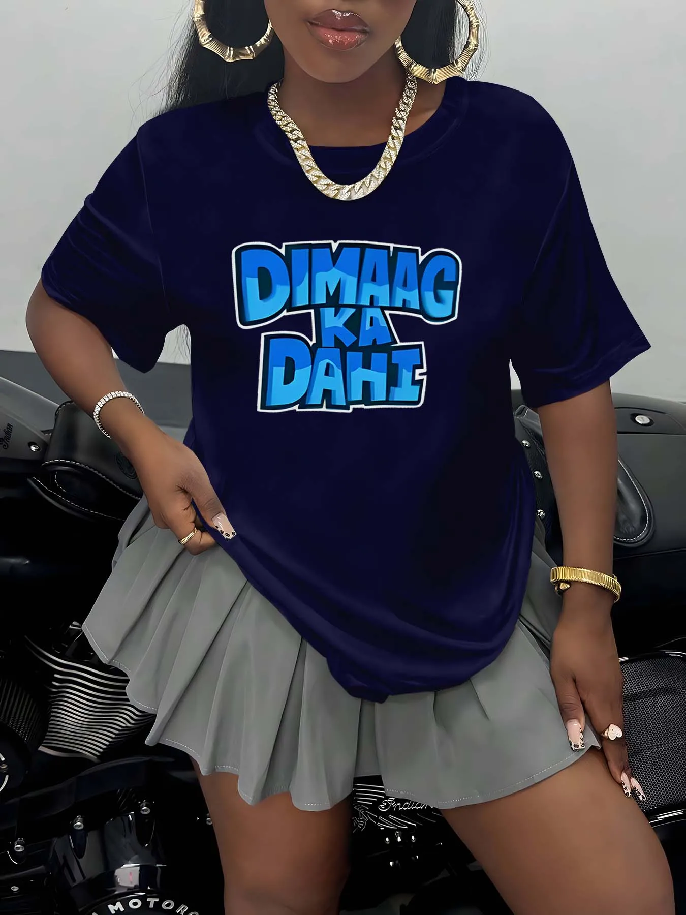 

Большие размеры Dimaag Ka Dahi, вдохновленные Химерная модная линия, игривые наряды, смешивающие юмористические вибрации и шикарная эстетика