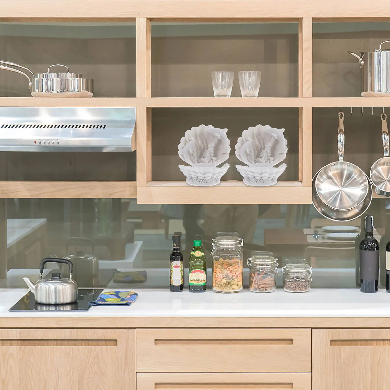 

1Pcs Shell Shape Dolphin Resin Artware Sturdy Non-Slip Base Creative Table Decor Crystal Ball Holder Desktop Ornament Home