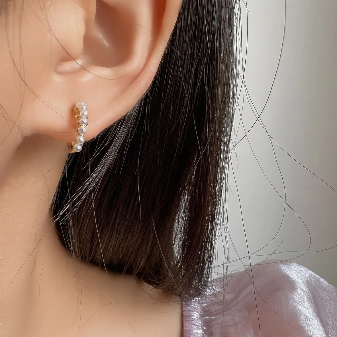 Fashion Simple Pearl Sarrings Ear Clips Hip-hop Wild Mosquito Coil Ear Clips Earrings Without Ear Piercings Hot Sale