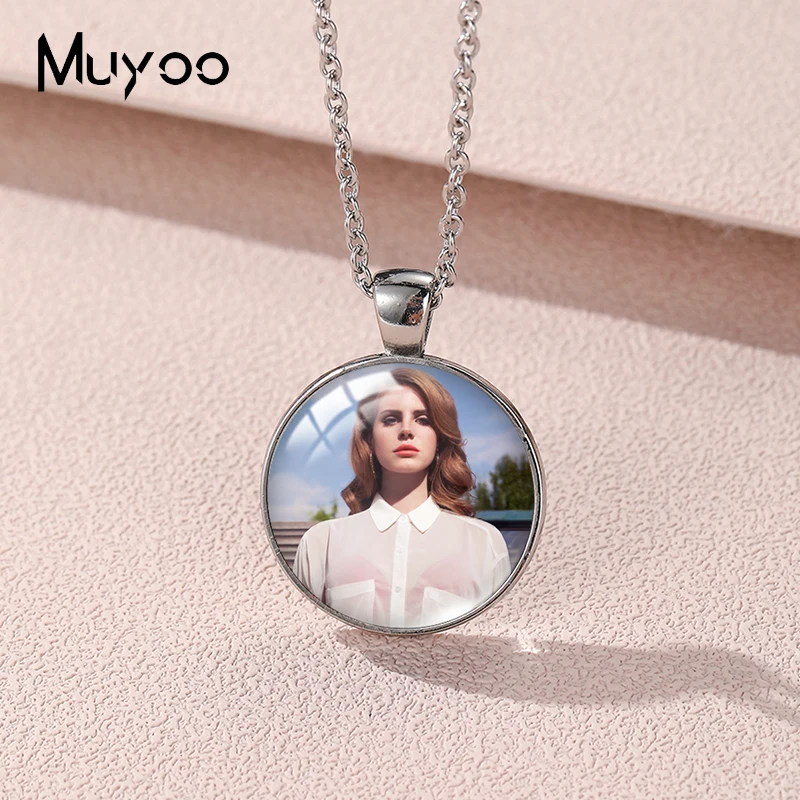 2023 New Singer Lana Del Rey Pendant Necklace Round Photo Necklaces Glass Dome Jewelry Gifts