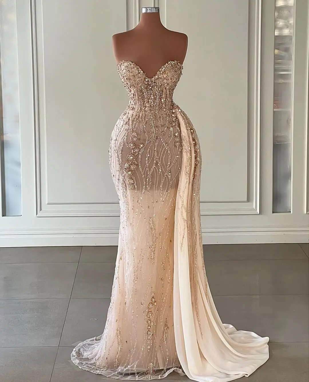 

Sexy Evening Dresses Sleeveless Strapless Sweetheart Sequins Shiny Mermaid Appliques Beaded Sexy Prom Dresses Gowns Custom Made