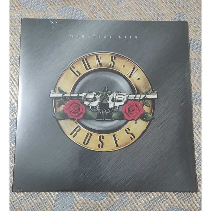 Reedición de los mejores éxitos de Guns N' Roses, edición limitada, vinilo rojo y negro con efecto splash, 2xLP para amantes de la música