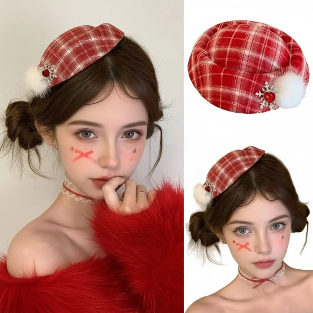 Fashion Snowflake Pompom Lady's Beret Plaid French Style Snowflake Hat Red Lightweight Pearl Chain Beret Photo Cute Accessories