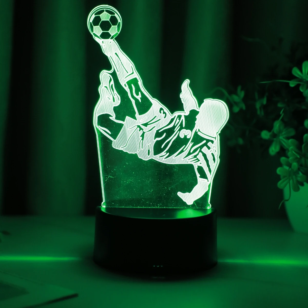 3D Creative 7-Color Football Player Night Light, Sports Decoration Home Decoration Desktop Creative Desk Lamp