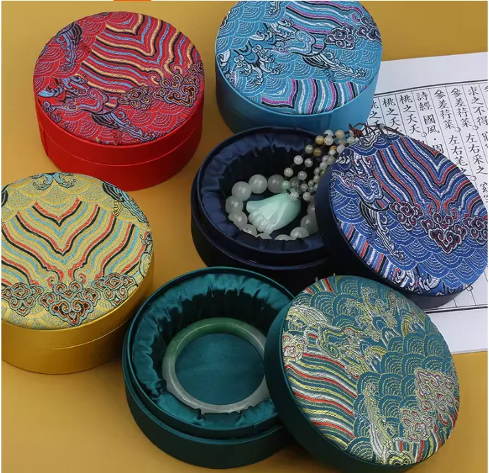 

Vintage Silk Brocade Round Jewelry Boxes for Bangles Bracelets Storage, Chinese Style Fabric Jewellery Packaging Box with Cotton