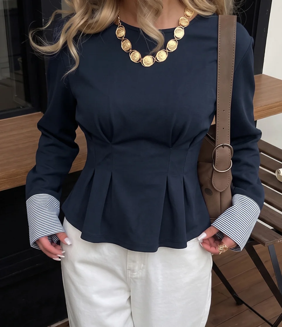 Blouses - Kadın Yuvarlak Yaka Peplum Bluz 2026