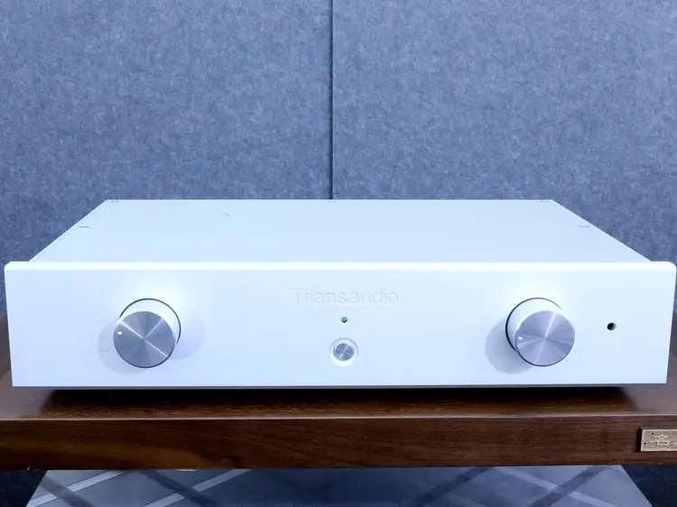 

MASTER audiophile preamp C9.3