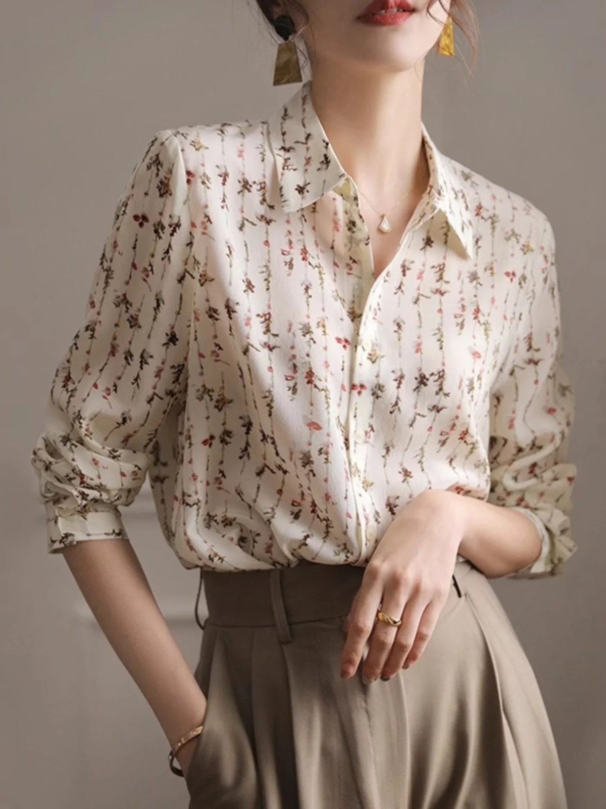 

Spring 2025 Women's Collar Floral Print Long Sve Loose Fit Slimming Chiffon irt Korean Sle Commute Faion