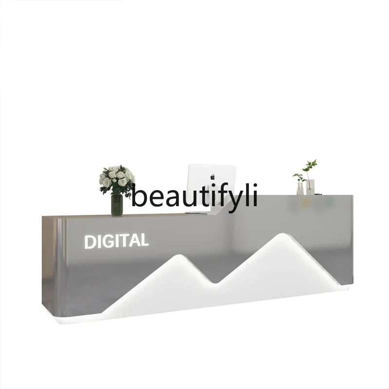 

Новая стойка из нержавеющей стали для магазина элитной одежды, бара, салона красоты, ресепшн