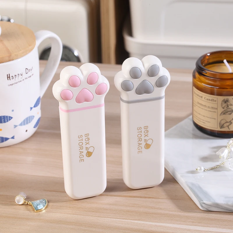 1PC Mini Cat Paw Storage Box Portable Small Size One Day Box Multi-Functional Three Grid Storage Medicine Jewelry Box