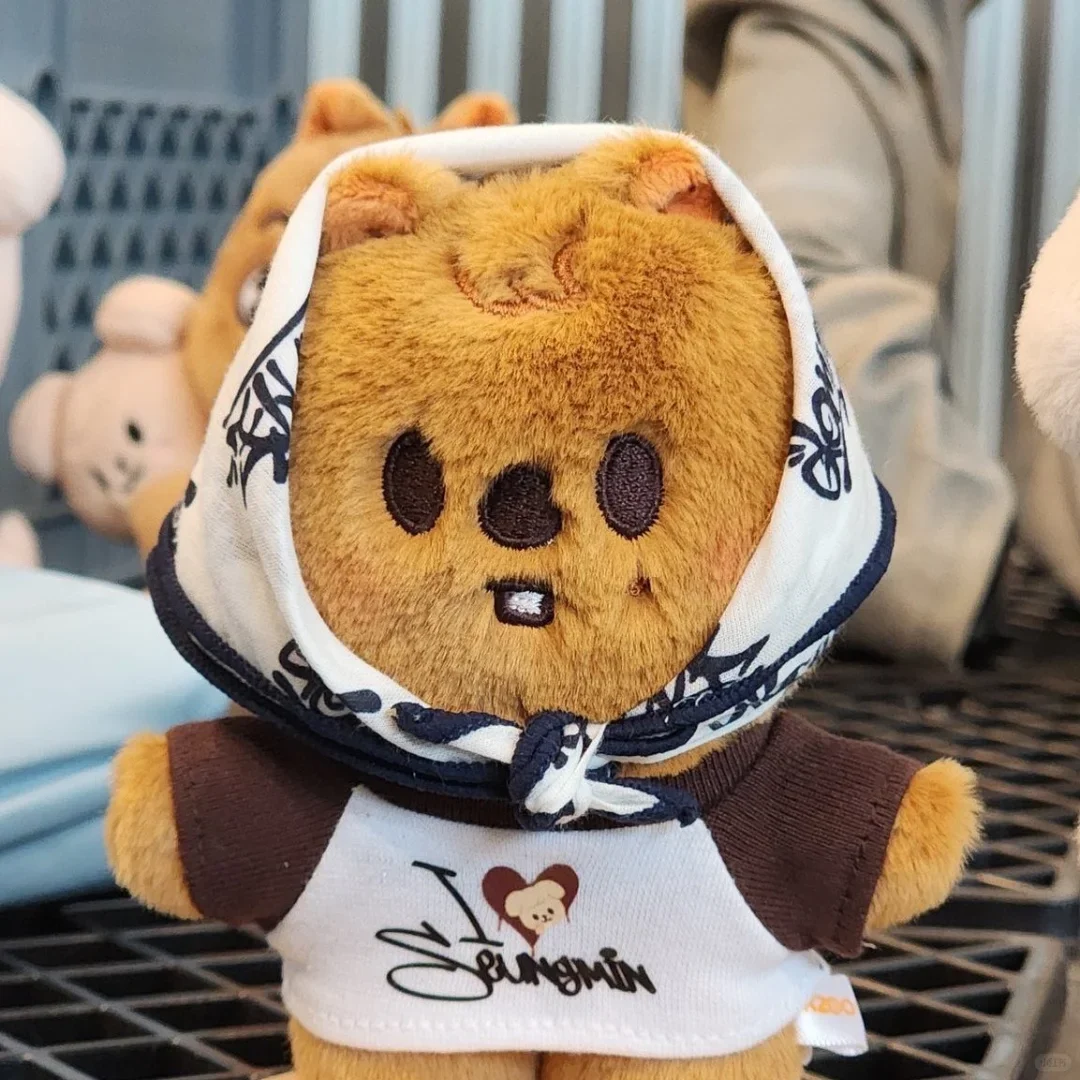 ตุ๊กตาแม่เหล็กตั้งได้ New SKZOO Stray Kids ของสะสมพิเศษสำหรับแฟนคลับ K-POP ของแท้จากซีล รุ่น Felix Leeknow ของแท้จาก Seoul Perils