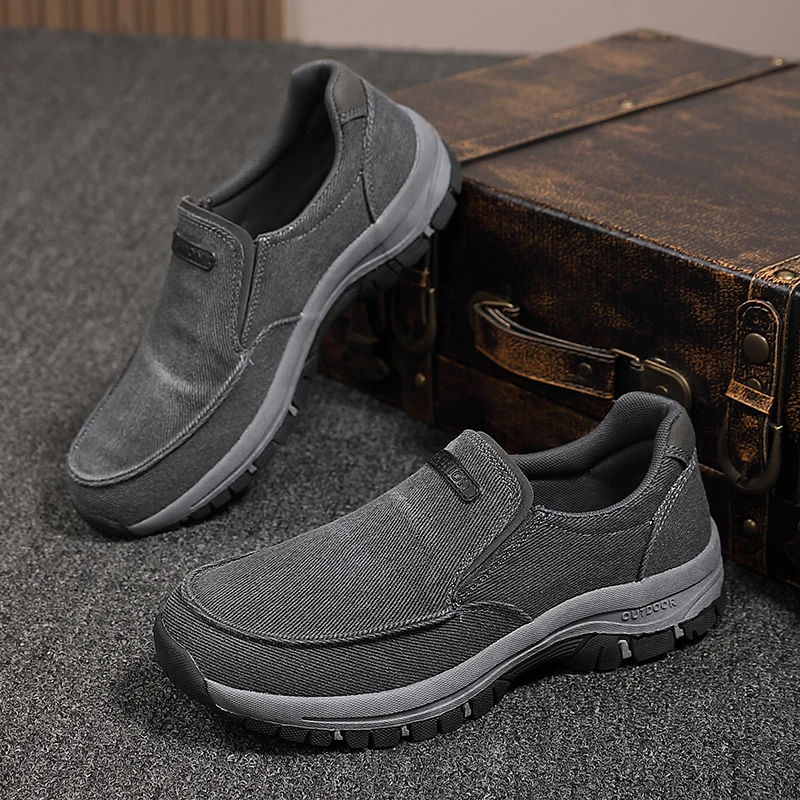 Outdoor Men Sneakers Autumn Slip On Casual Men Shoes Hiking Breathable Canvas Shoe Antiskid Walking Shoe Footwear