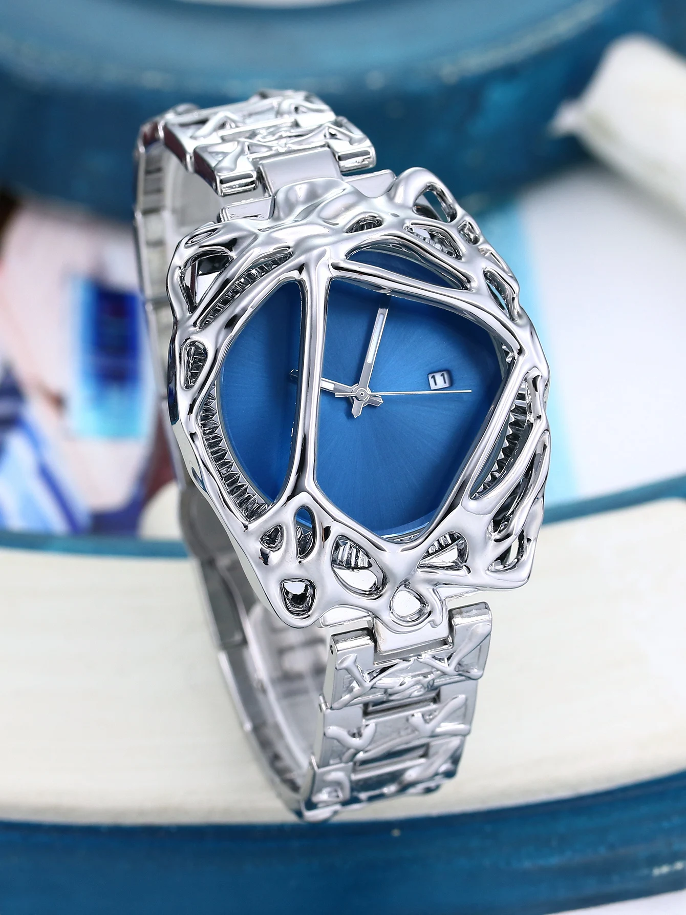 

1 шт., мужские часы в стиле ретро с паутиной Alien, часы из твердого материала из сплава с дисплеем даты