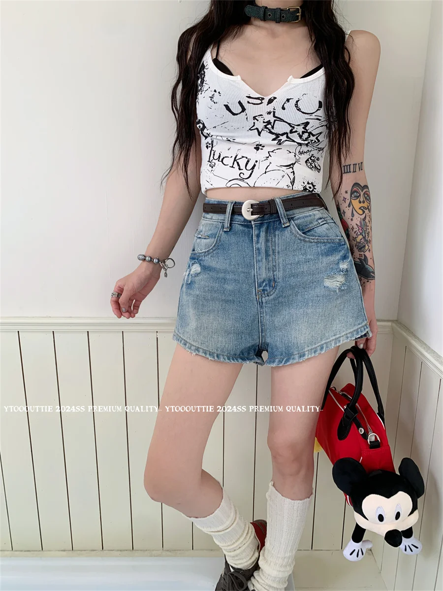 

Slergiri Streetwear Ripped Denim Shorts Women's Fashion 2024 New Summer Y2k Retro High Waist Female Casual Belted Jean Shorts