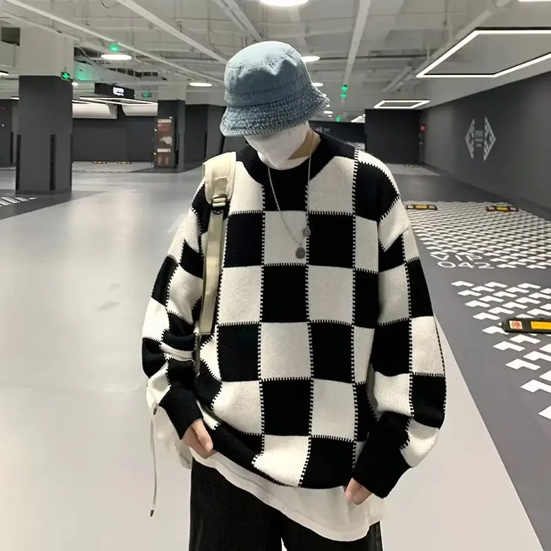 2023 Autumn Fashion Vintage Chessboard Pattern Men's Sweater Hong Kong Fashion Loose Comfort Knitted Sweater