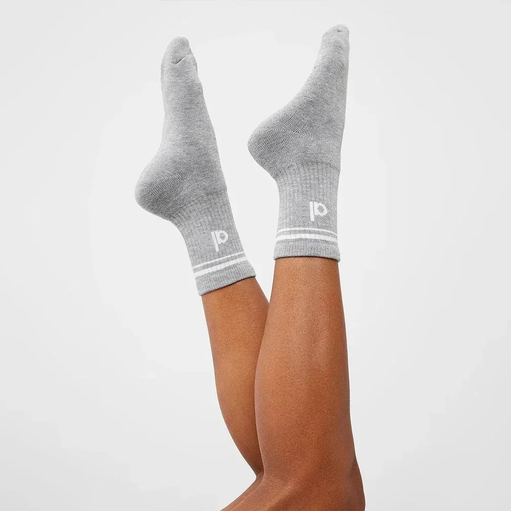 

New Retro Cotton Women's Yoga Sports Sock Medium Long Socks Pilates Fitness Sports Four Seasons High Quality Women's Yoga Sock