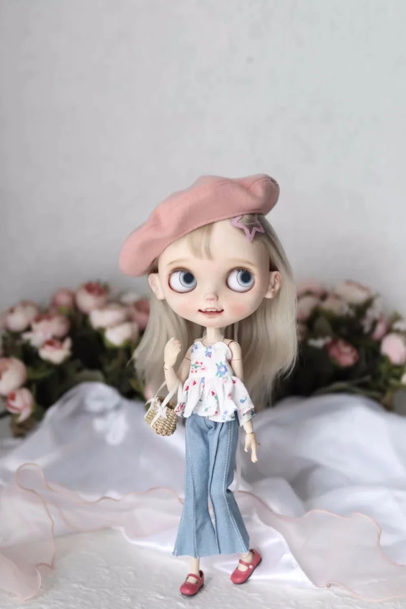 BJD doll clothes suitable for Blythe OB24 size white floral top Denim flare pants pink hat 3 piece doll accessories