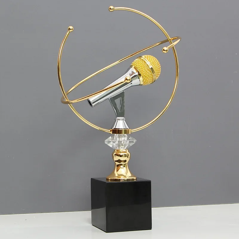 Microphone de jeu réaliste pour enfants – Jouet d'AliExpress léger et durable pour spectacles et jeux imaginatifs Microphone de jeu réaliste pour enfants – Jouet d'AliExpress léger et durable pour spectacles et jeux imaginatifs