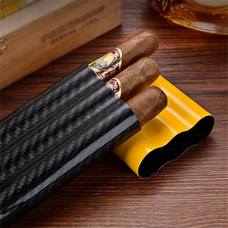 Carbon Fiber Cigar Case Lightweight Cigar Storage Tube Holder Black convenient Travel Cigar Humidor with good quality