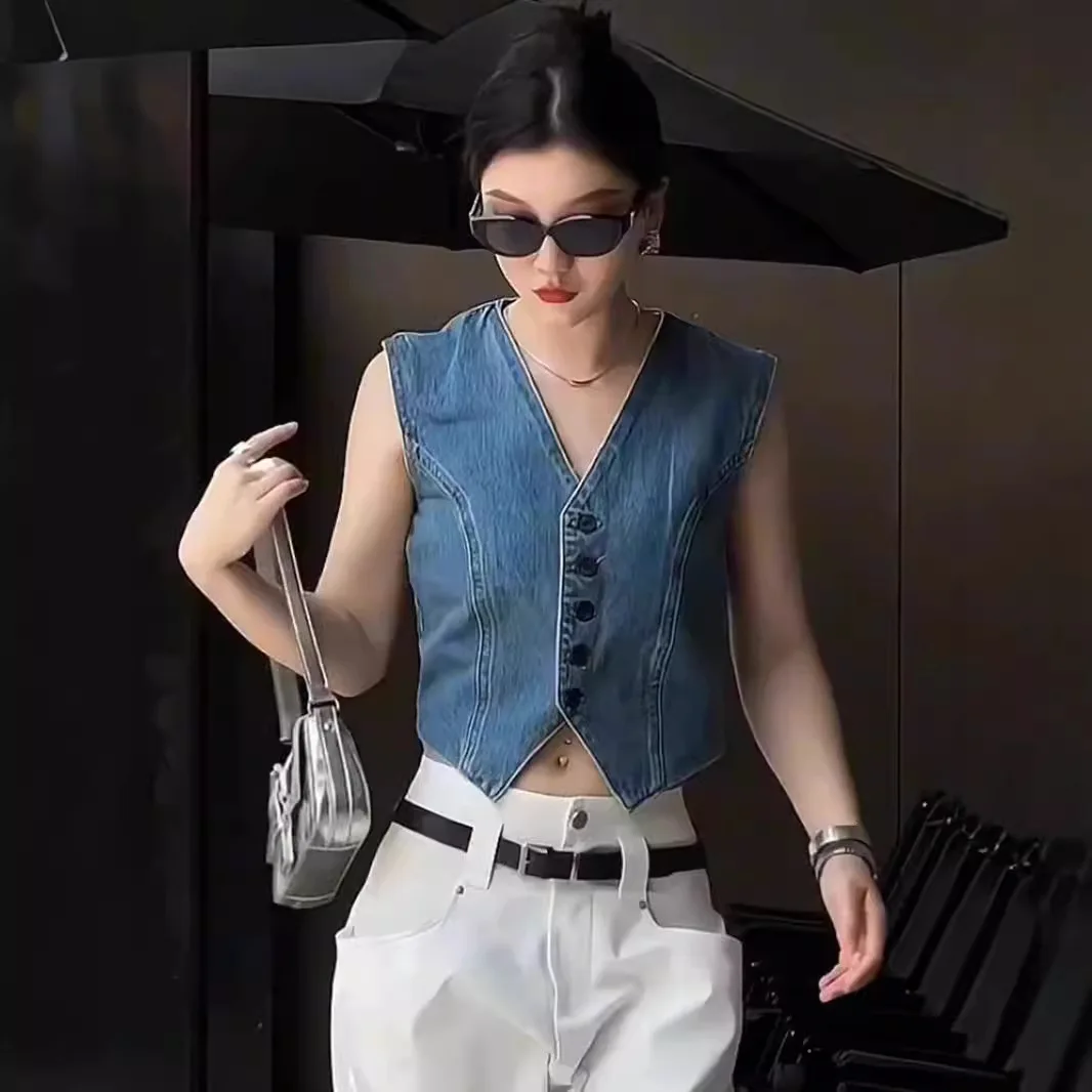 Sleeveless Denim Vest Women's Small V-neck Short Jacket Versatile Spring Autumn Temperament Retro Top Female Traf Waistcoat