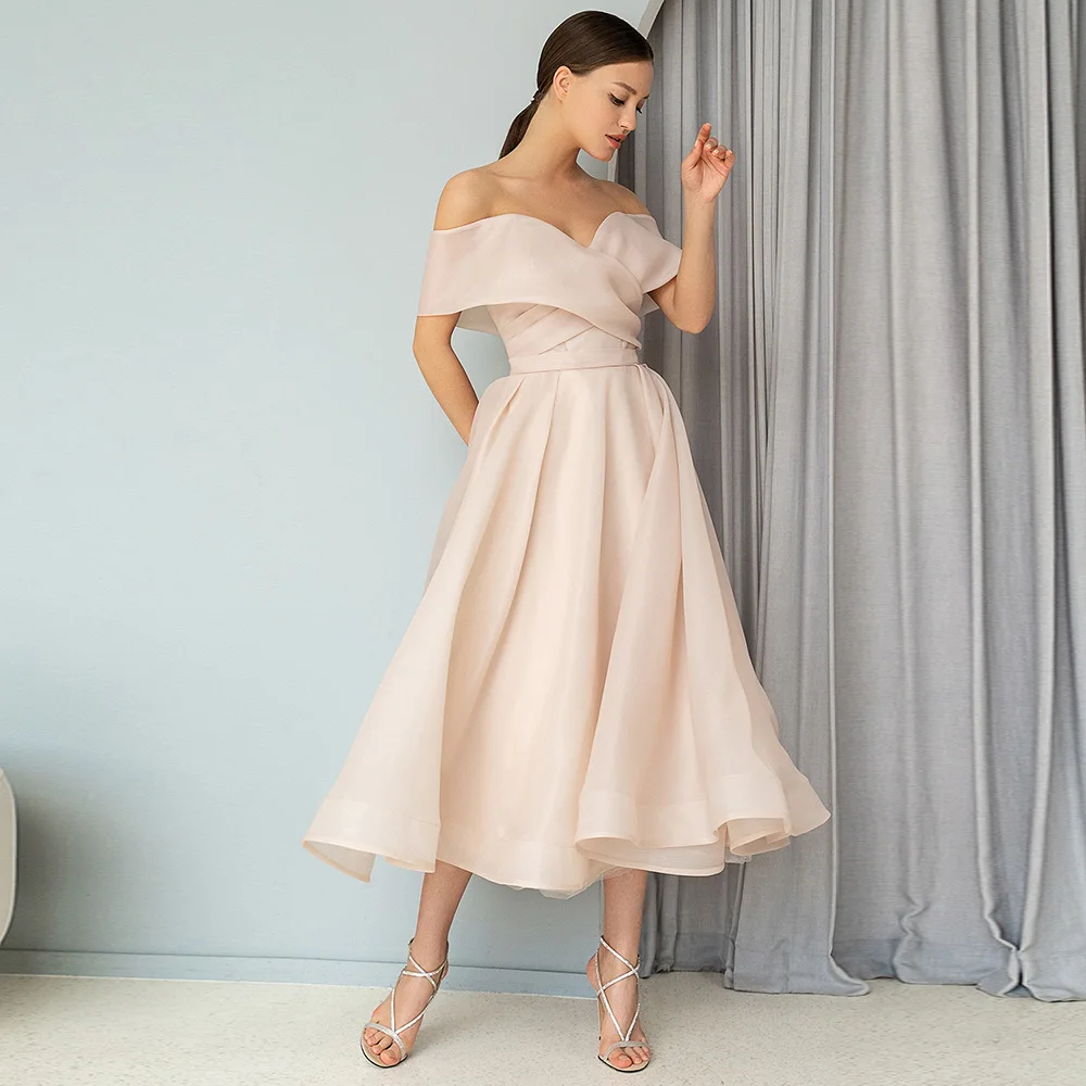 

Champagne Short Bridesmaid Dress 2023 V Neck A Line Bridesmaid Gown for Wedding Off Shoulder Tea Length Midi Formal Party Dress