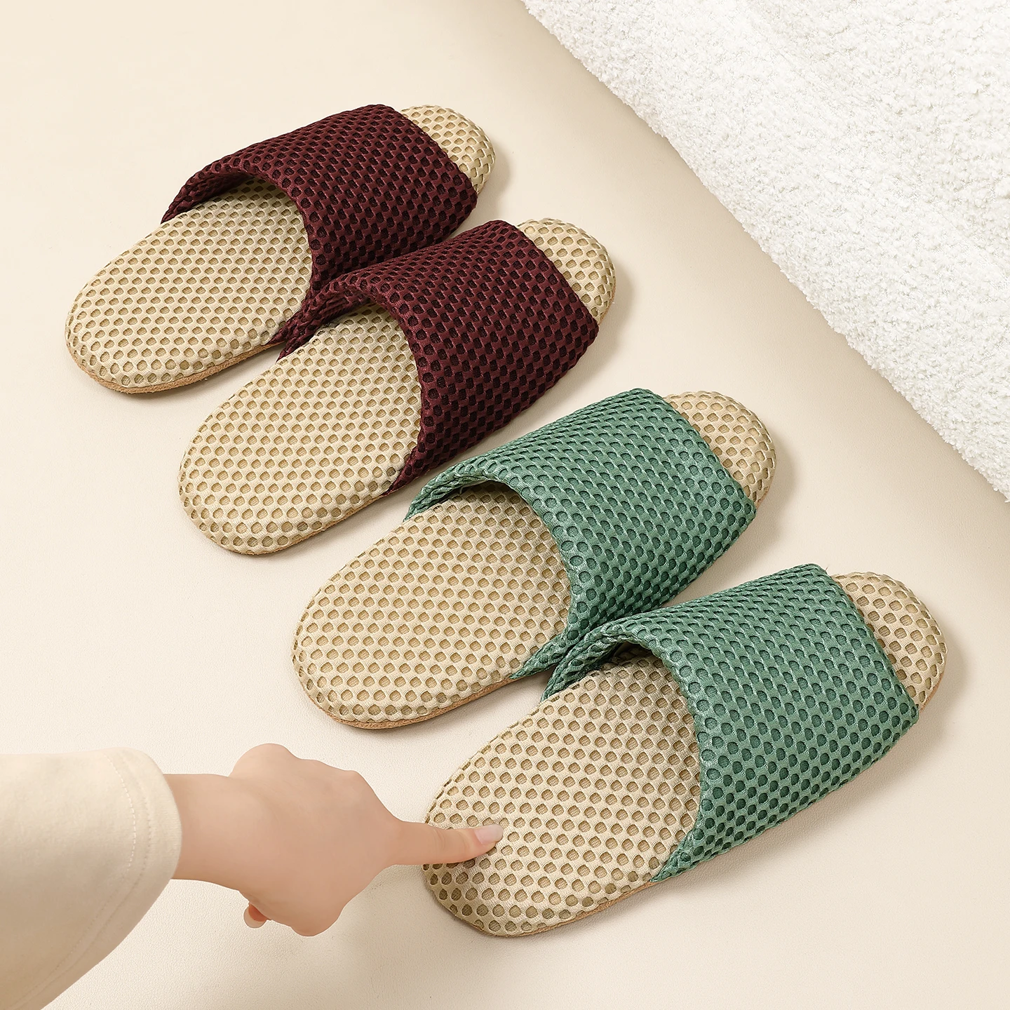 Unisex leise Hausschuhe mit Wildledersohle, geräuschreduzierend, atmungsaktives Mesh, offene Zehen, für Herren und Damen – Detail 19