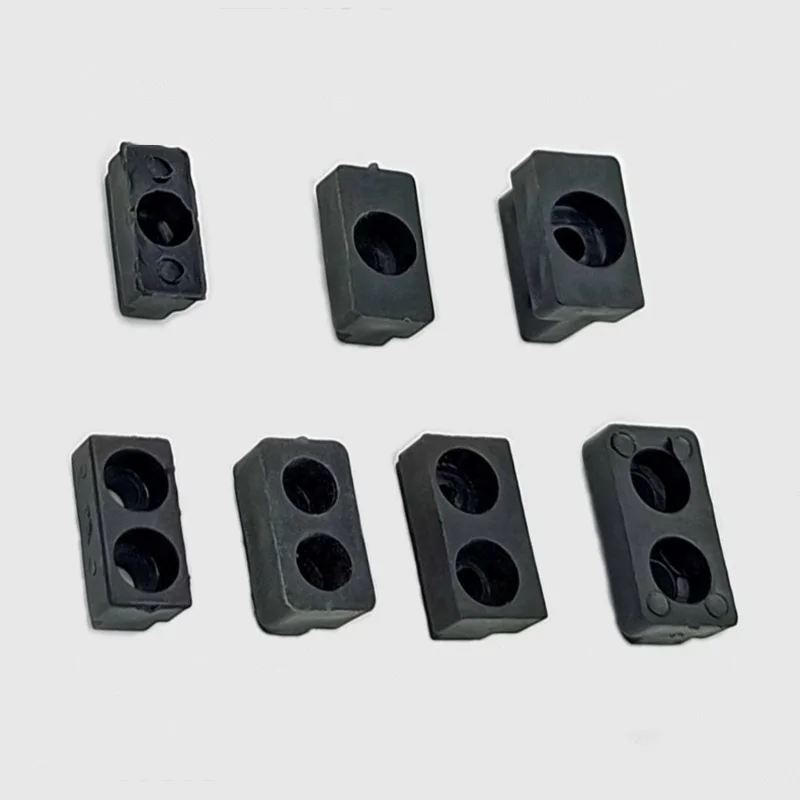 

Комплект из 4 пластиковых фиксаторов для оконных сеток, регулируемых по высоте, для центрального положения и фиксации вентиляторов